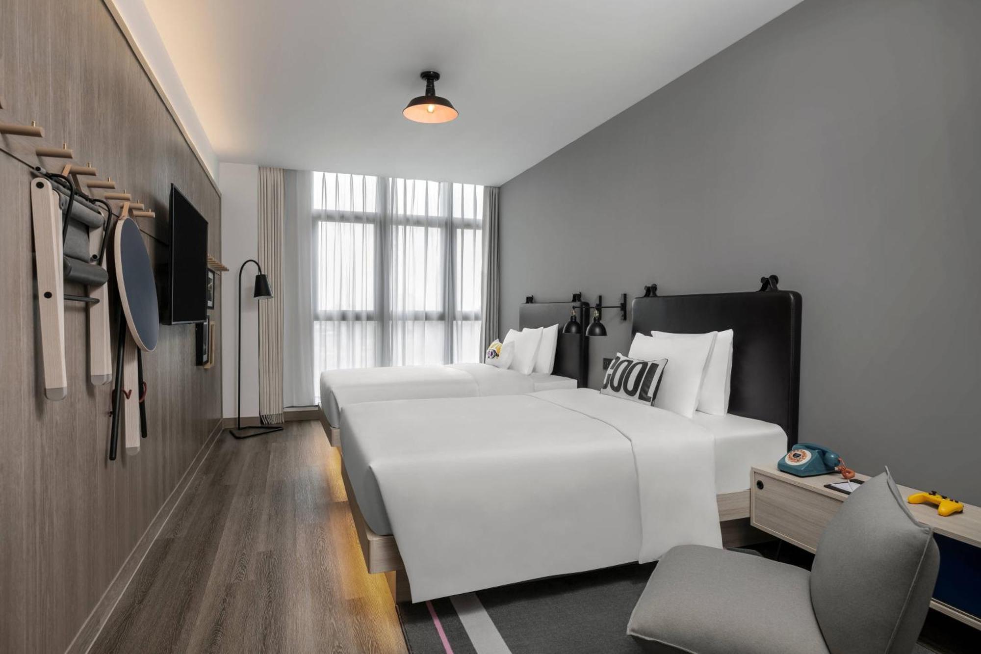 Moxy Shanghai Hongqiao Necc Exterior photo